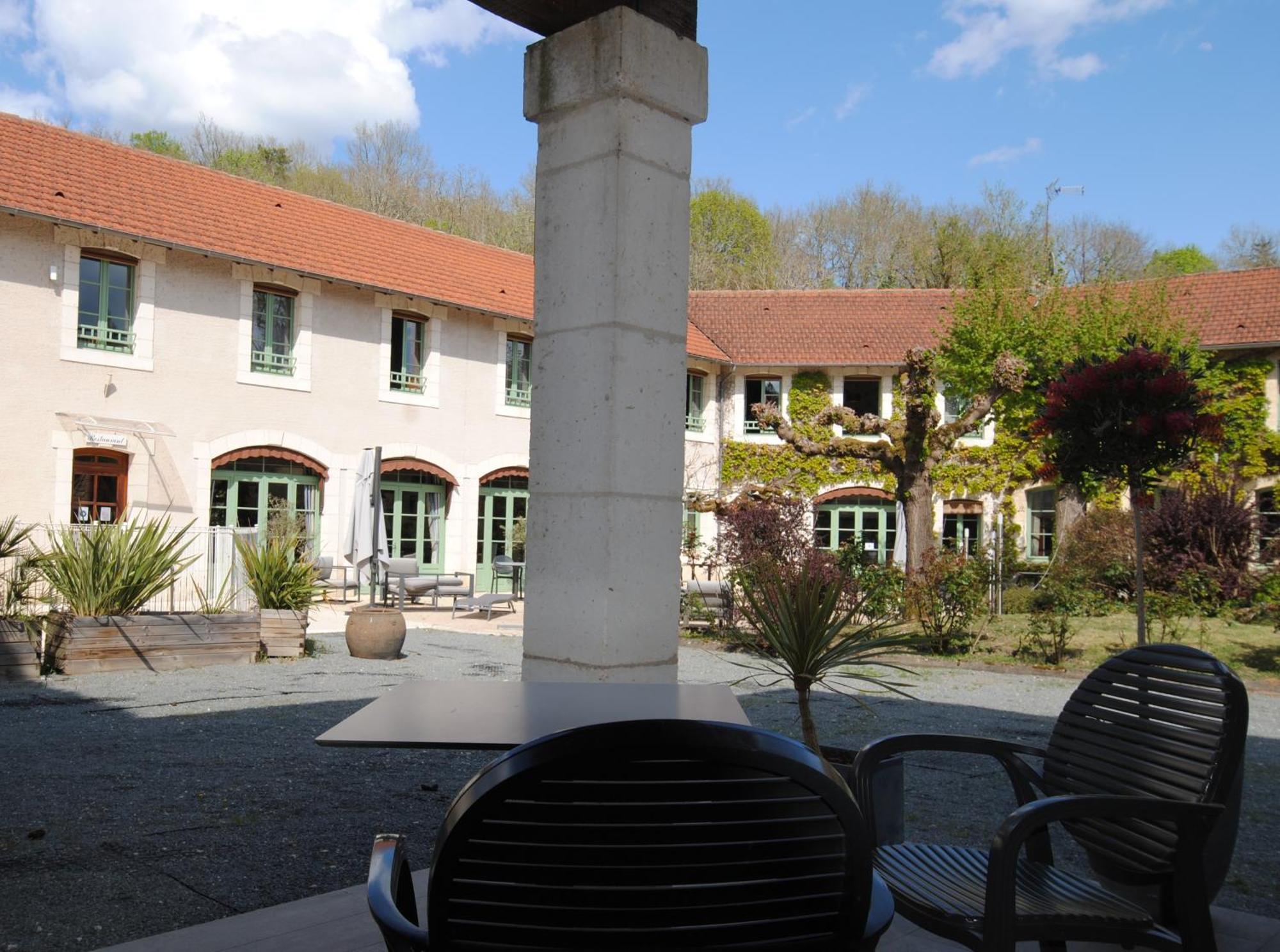 Logis Hostellerie du Perigord Vert Brantôme Exterior foto
